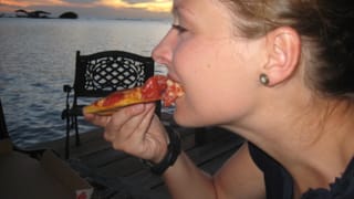 Lecker Domino's Pizza