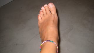 Fuss und Fussband fuer 75 Cent (Fuss nicht im Preis enthalten)