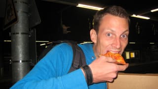 Pizza von Va Bene am Bremer Hauptbahnhof