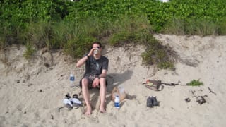 Erk beim Fruehstueck am Miami Beach