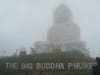 Der Big Buddha im Nebel