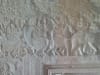 Flachrelief mit mehreren Gottheiten auf ihren Reittieren